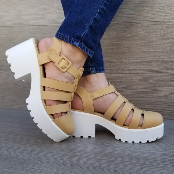 Shoes - Beige Chunky Platform 90s Grunge look Summer Shoes